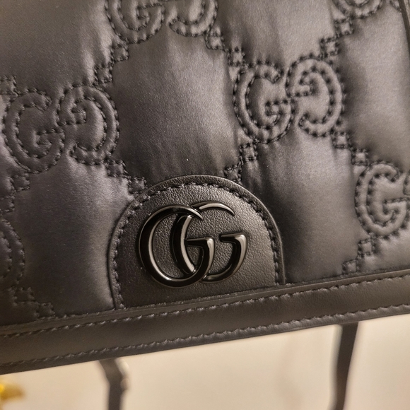 Authentic GG Matellase Mini Messenger Bag - Picture 9 of 13